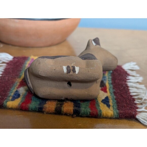 Vintage Peru Pottery Cow Figurine, Clay Native Folk Art, Southwestern Decor - Picture 3 of 9